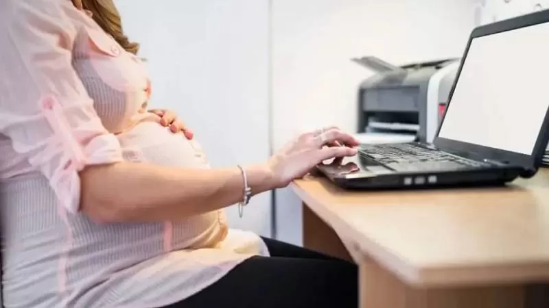 Tüm çalışan kadınları kapsayacak doğum izni 24 haftaya çıkıyor