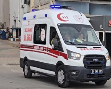 Tuzla’da tersanede iskele çöktü! 2 işçi yaralandı