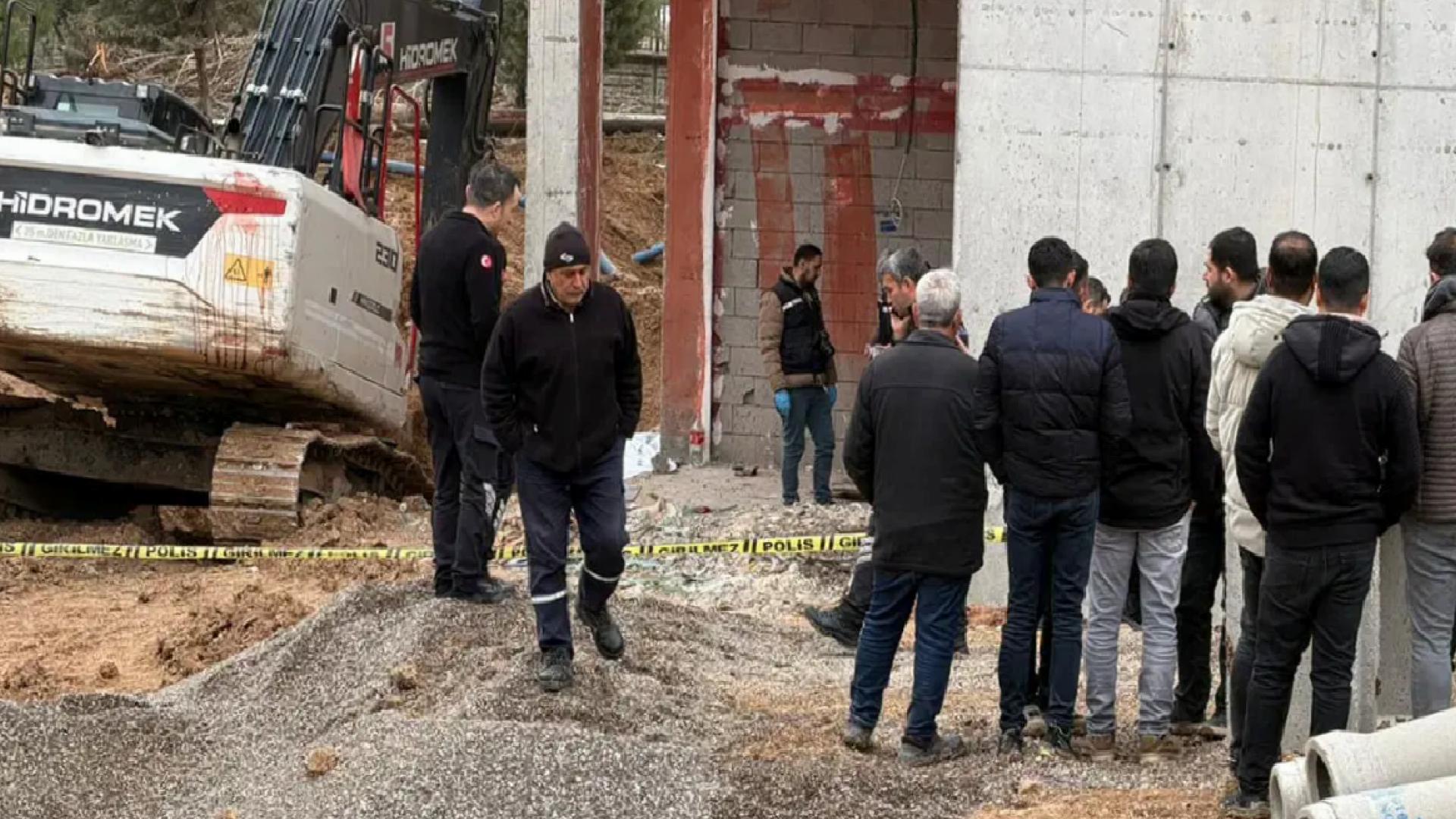 Adıyaman’da iş makinesiyle duvar arasında sıkışan işçi hayatını kaybetti!