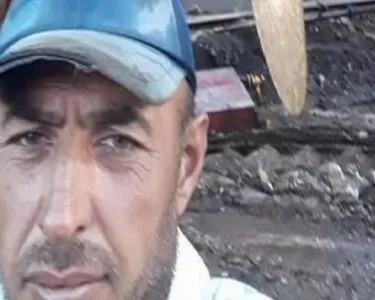 Aliağa Gemi Söküm Bölgesi’nde üzerine malzeme düşen 49 yaşındaki işçi hayatını kaybetti