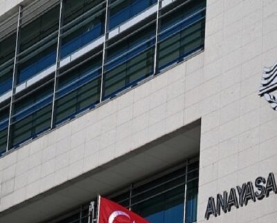 AYM’den emsal karar: İşten çıkarılan işçiye hem maaş farkı hem tazminat verilecek! 3