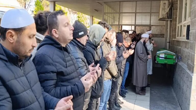 Bursa İnegöl'de elektrik akımına kapılan 32 yaşındaki işçi hayatını kaybetti 7 Bursa İnegöl'de elektrik akımına kapılan 32 yaşındaki işçi hayatını kaybetti