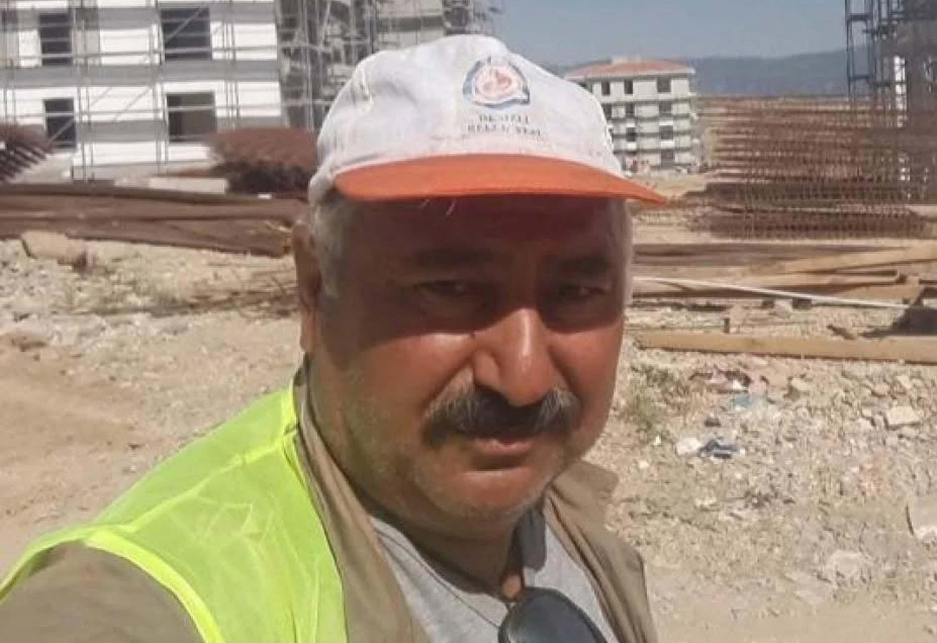 Denizli'de asansör boşluğuna düşen işçi yaşamını yitirdi 1 Denizli'de asansör boşluğuna düşen işçi yaşamını yitirdi