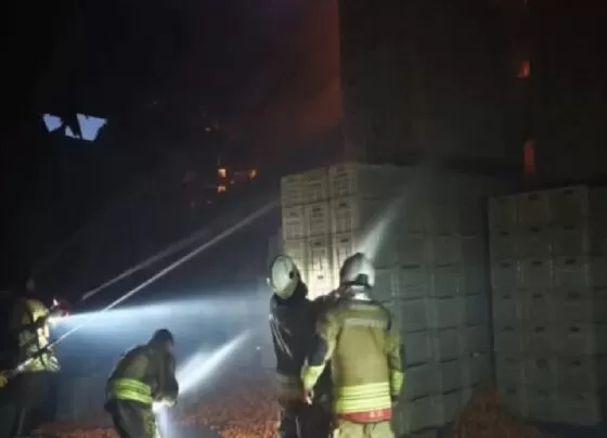 Hatay'da paketleme tesisi yangınında 19 yaşındaki işçi hayatını kaybetti