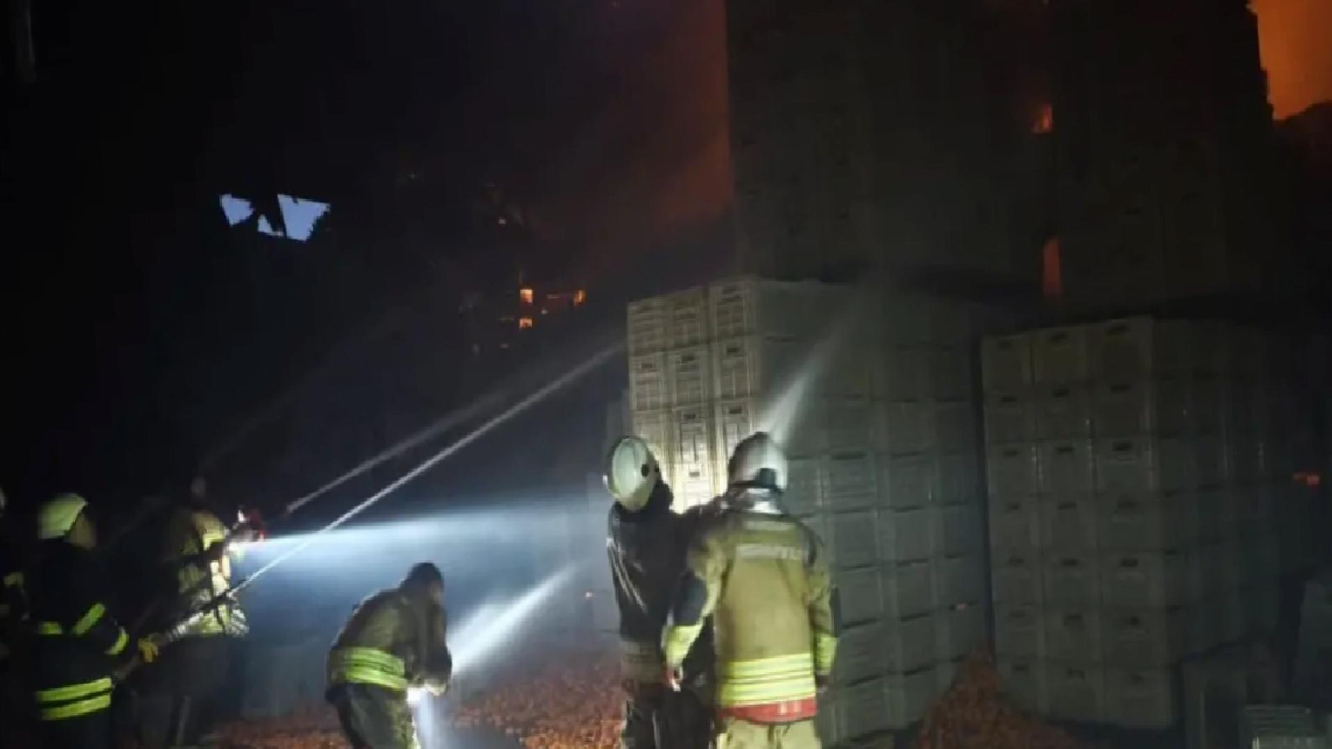 Hatay’da paketleme tesisi yangınında 19 yaşındaki işçi hayatını kaybetti