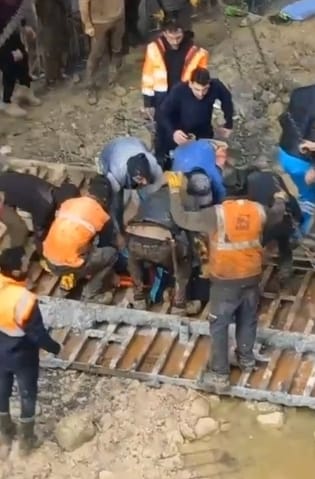 Arnavutköy'de 26 yaşındaki işçi inşaattan düşerek hayatını kaybetti! 1