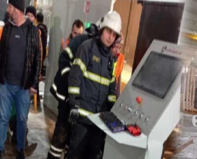 Burdur’da işçilerin üzerine mermer blok düştü