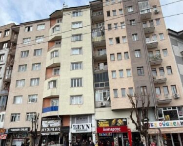 Eskişehir'de baz istasyonunu tamir eden işçi 7'nci kattan düşerek can verdi