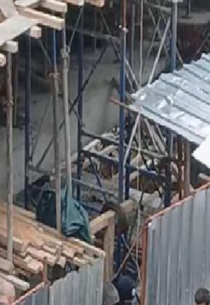 İstanbul Kağıthane’de 45 yaşındaki kalıp ustası inşaattan düşerek hayatını kaybetti 4