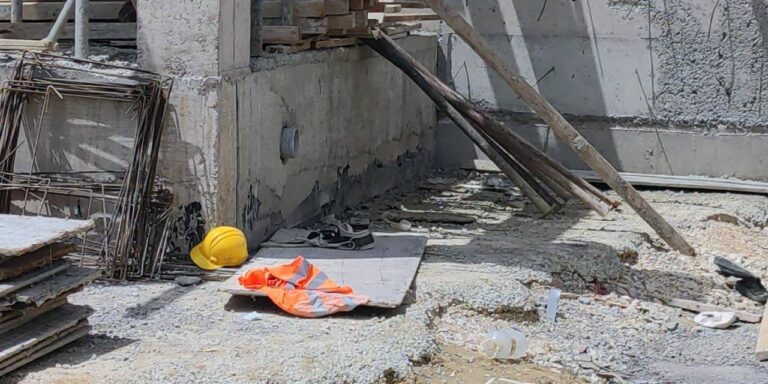 Kocaeli'de forkliftin altında kalan 49 yaşındaki işçi yaşamını yitirdi 1