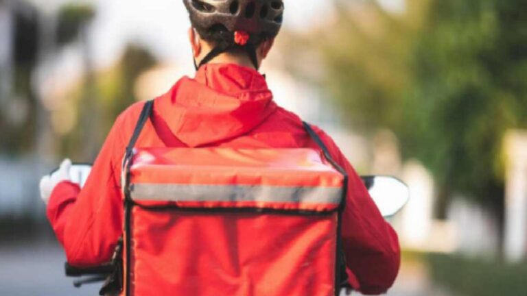 Kuryeler sisteme dahil ediliyor: Sigorta primleri otomatik kesilecek 13 Kuryeler sisteme dahil ediliyor: Sigorta primleri otomatik kesilecek