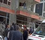 Ankara'da sekiz katlı inşaatın iskelesi çöktü: 1'i ağır, 3 yaralı 1