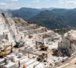 Antalya'da mermer ocağında loderden düşen 44 yaşındaki işçi hayatını kaybetti