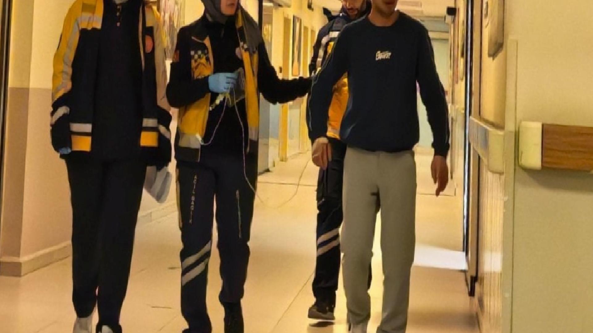 Bursa’da mobilya fabrikasında kesim sırasında ağaç parçası gözüne saplandı