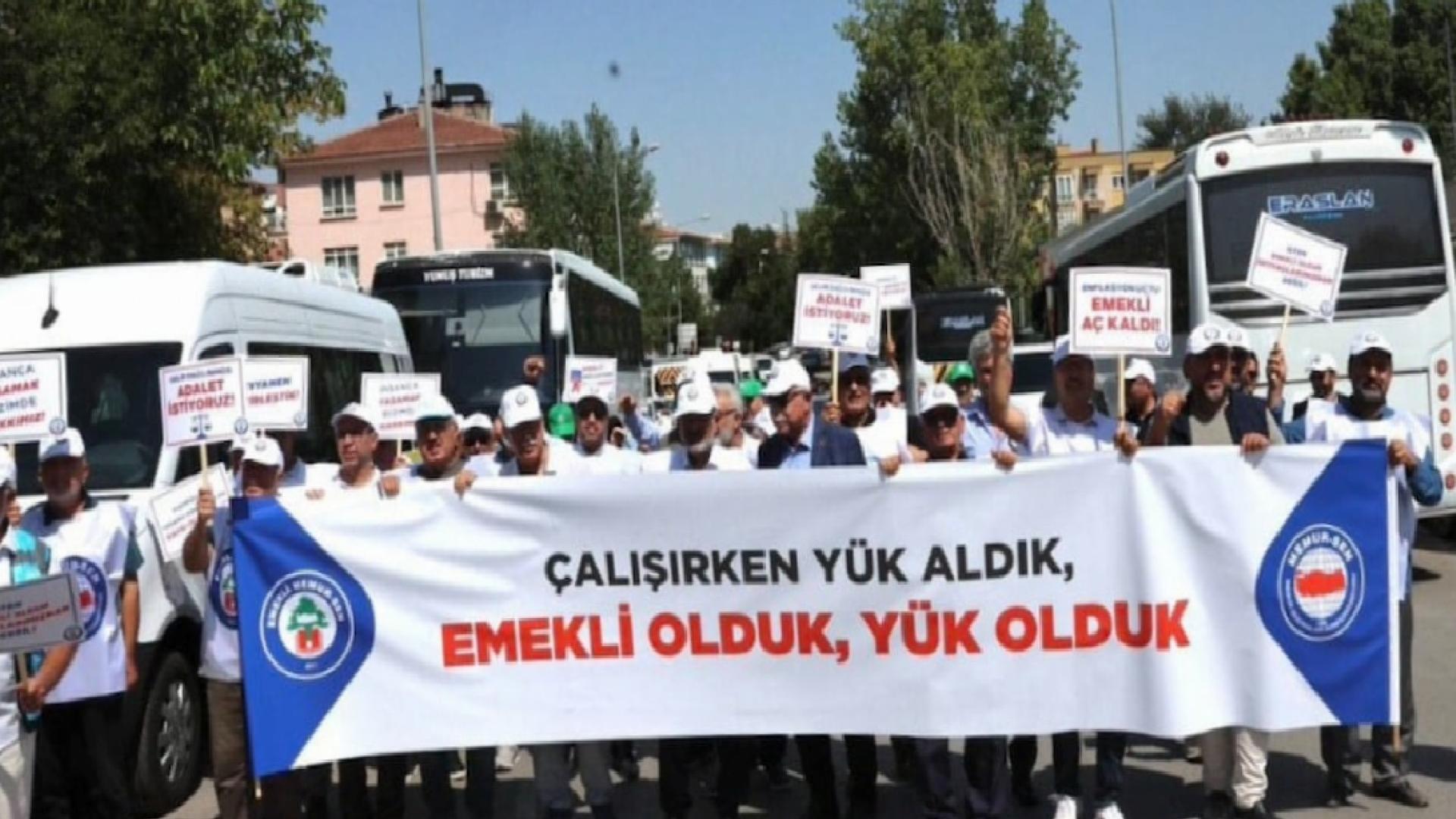 Emekliye 22 bin lira zam umudu!