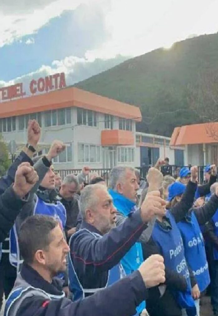 İzmir'de Temel Conta işçisi 8 kişi gözaltına alındı