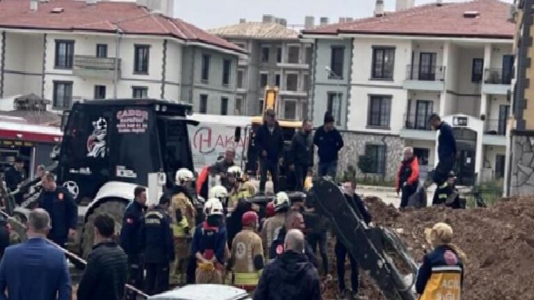 Manisa'da göçük altında kalan 55 yaşındaki işçi hayatını kaybetti