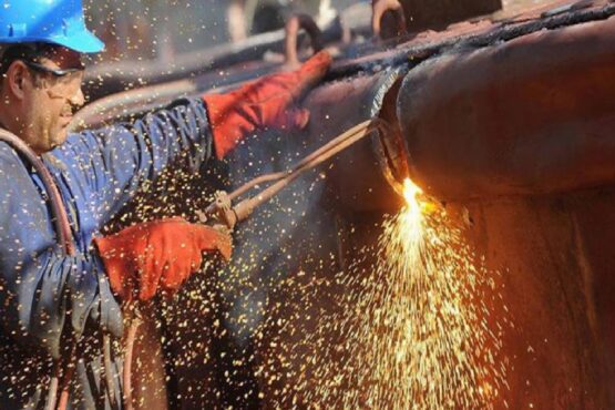 Yargıtay'dan emsal karar: Evde istirahat ettikleri dönemdeki ücret kayıpları işverenden talep edilebilecek