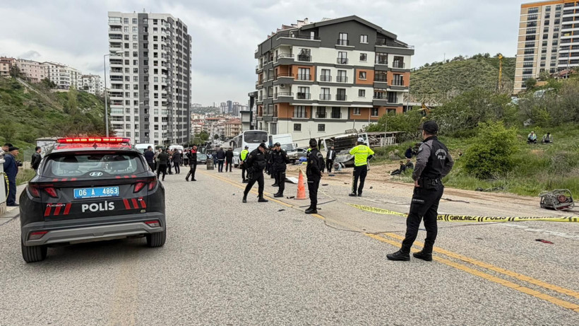 Ankara'da kamyonetin altında kalan 2 ASKİ işçisi hayatını kaybetti 1