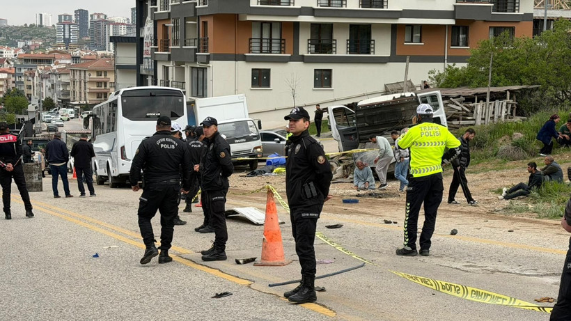 Ankara'da kamyonetin altında kalan 2 ASKİ işçisi hayatını kaybetti 2