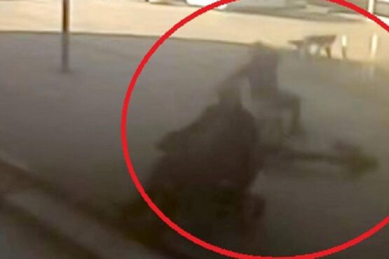 İstanbul Avcılar'da skuterdan düşerek ağır yaralanan belediye işçisi hayatını kaybetti