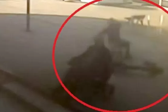 İstanbul Avcılar'da skuterdan düşerek ağır yaralanan belediye işçisi hayatını kaybetti