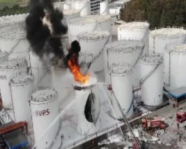 Mersin’deki Aves Enerji Dolum Tesisindeki yangında 1 işçi hayatını kaybetti
