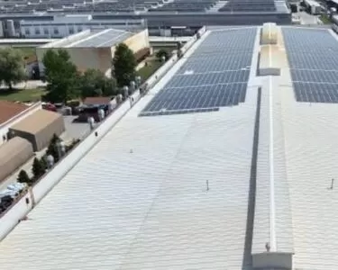 Sakarya'da duvar ile çelik konstrüksiyonun arasına sıkışan 41 yaşındaki işçi hayatını kaybetti