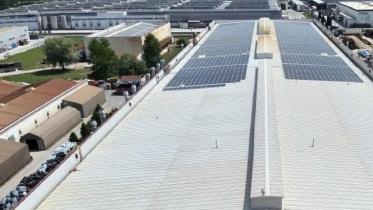 Sakarya'da duvar ile çelik konstrüksiyonun arasına sıkışan 41 yaşındaki işçi hayatını kaybetti