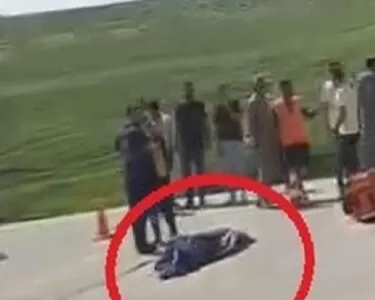 Şırnak'ta yol yapım çalışması sırasında ticari aracın çarptığı işçi hayatını kaybetti