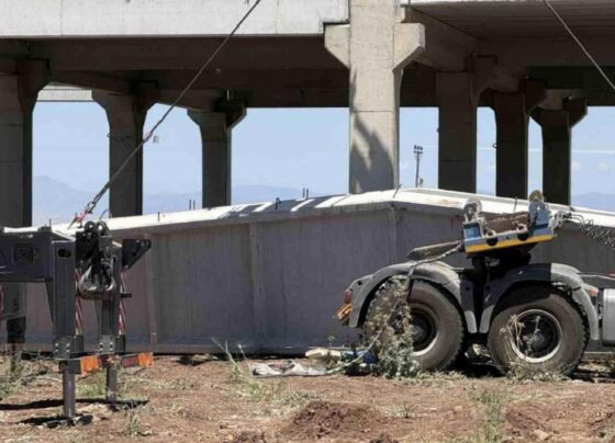 Diyarbakır'da beton blok altında kalan ikinci işçi, 3 günlük yaşam mücadelesini kaybetti