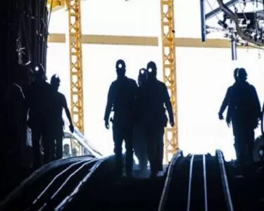 Doruk maden işçileri yine yollarda