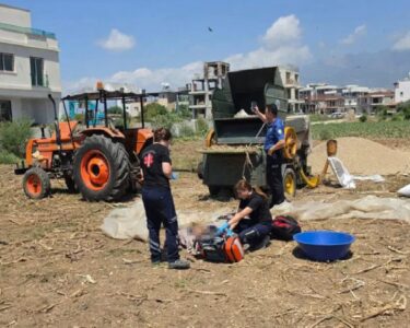 Hatay'da tarım makinesine sıkışan 24 yaşındaki işçi hayatını kaybetti