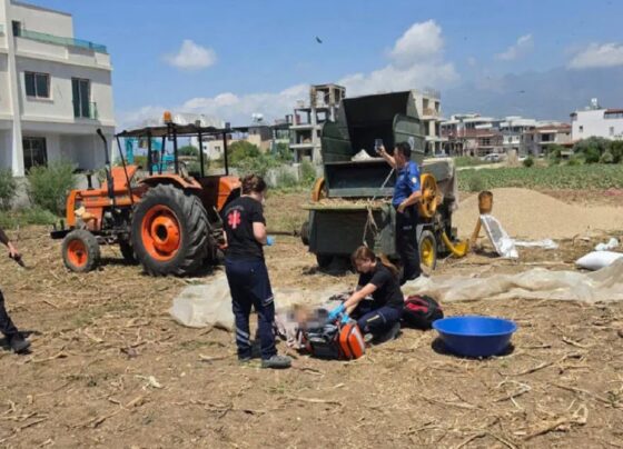 Hatay'da tarım makinesine sıkışan 24 yaşındaki işçi hayatını kaybetti