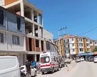 İnegöl'de elektrik akımına kapılan 42 yaşındaki işçi hayatını kaybetti