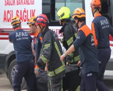 Kayseri'de fabrika inşaatında üzerine bahçe duvarı devrilen 38 yaşındaki işçi hayatını kaybetti