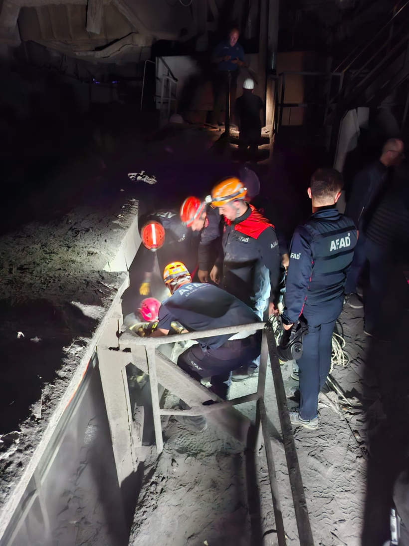 Samsun'da demir çelik fabrikasında 3 işçi elektrik akımına kapılarak hayatını kaybetti 1