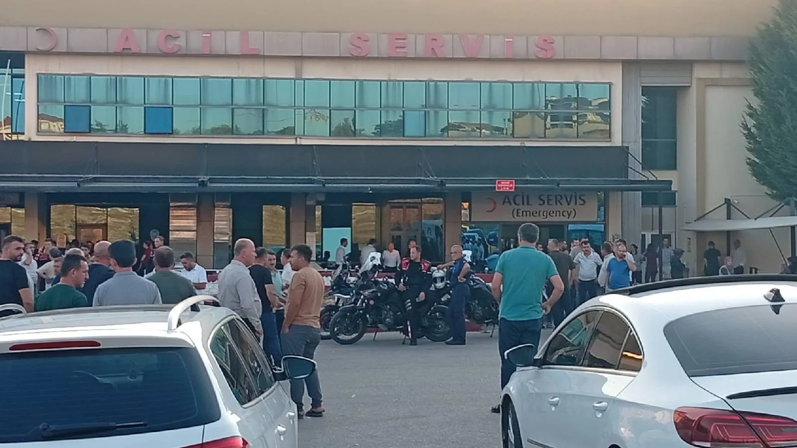 Ankara'da maden ocağında göçük: 1 işçi hayatını kaybetti, yaralı 20 işçiden 4'ünün durumu ağır! 2 Ankara'da maden ocağında göçük: 1 işçi hayatını kaybetti, yaralı 20 işçiden 4'ünün durumu ağır! 1