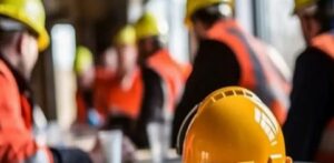 Hatay'da üzerine galvaniz borusu düşen işçi hayatını kaybetti 4 Hatay’da üzerine galvaniz borusu düşen işçi hayatını kaybetti
