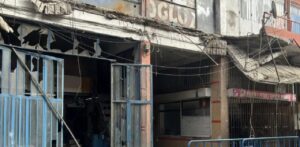 İstanbul’da sanayi sitesinde balkon çöktü: 3 işçi yaralandı!